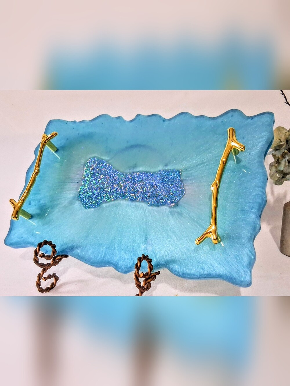 Ocean Blues, Glitter & Gold Artisan Made Resin Tray - Gold Bamboo Handles - Picture 5 of 10